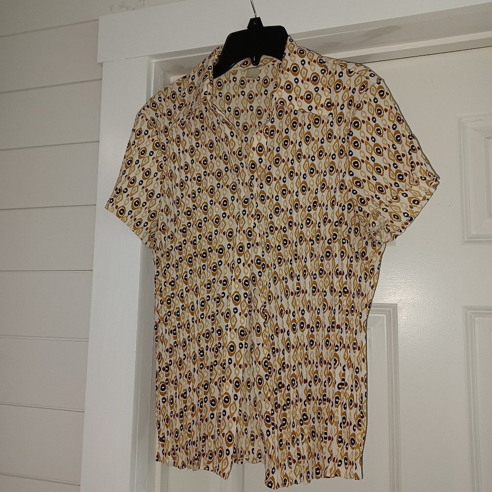Christopher & Banks gold print, pleated top.